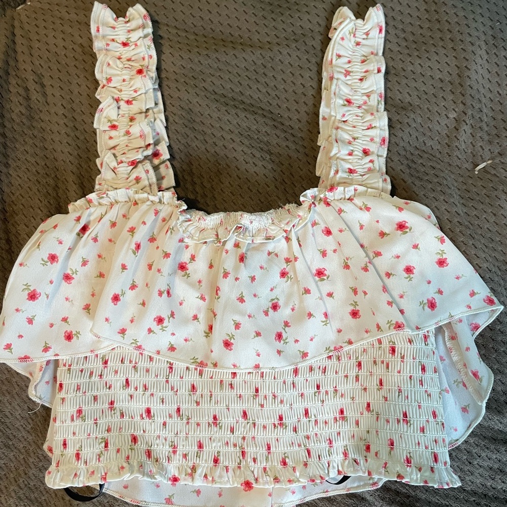 cute floral forever 21 top size small